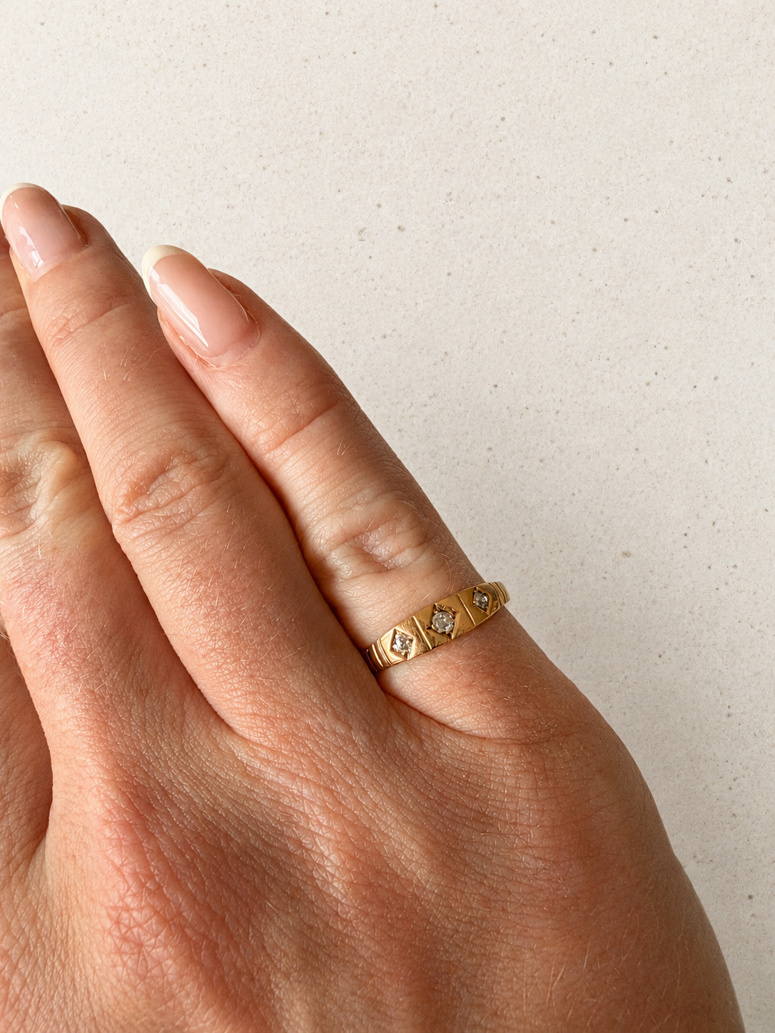 18ct Yellow Gold Diamond Ring