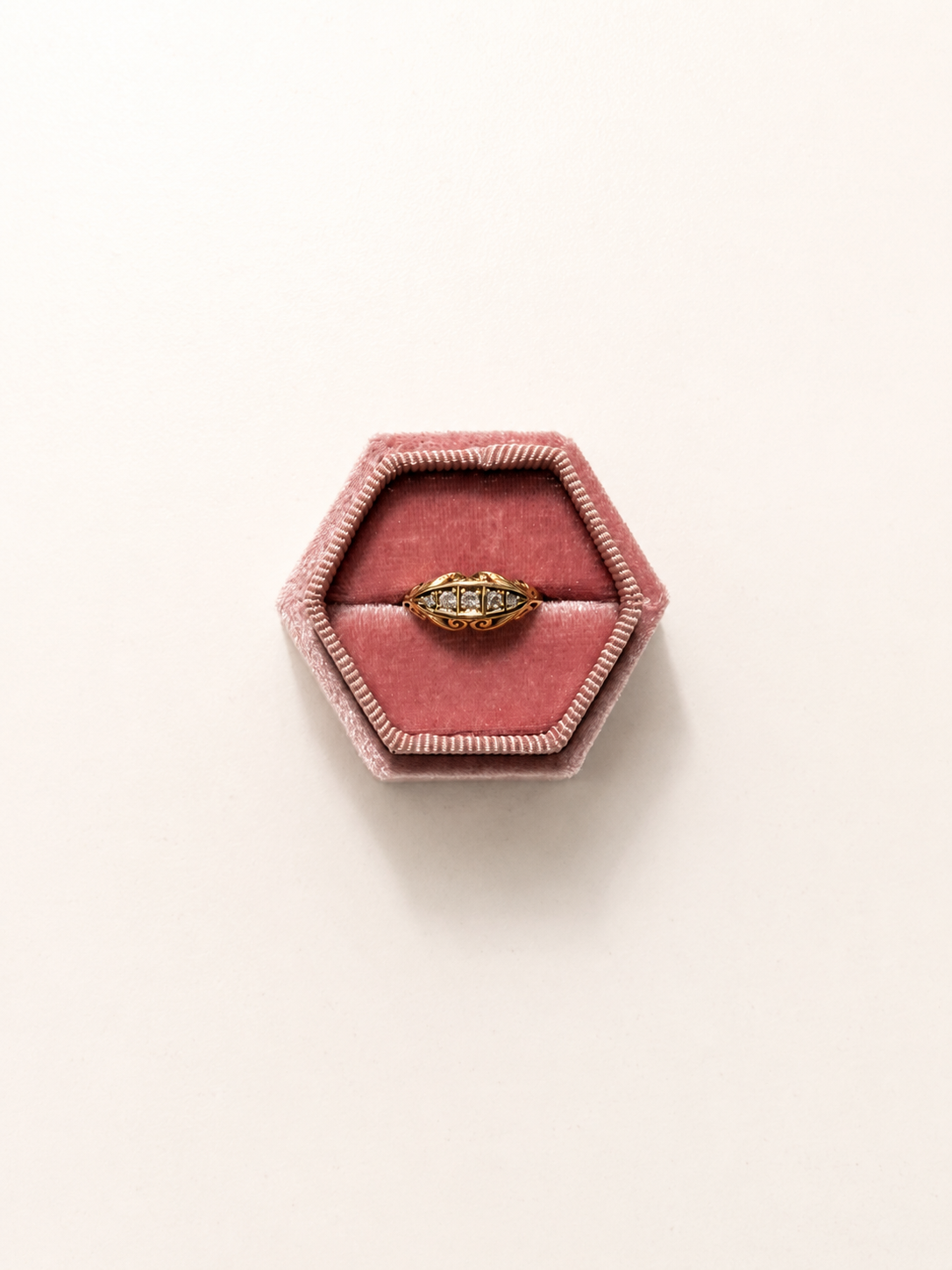 Vintage 18ct gold diamond boat ring elongated setting – 375 Vintage