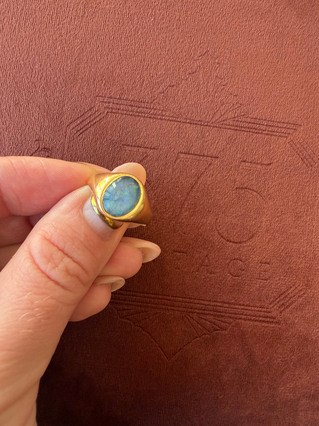 18ct Yellow Gold Opal Signet Ring