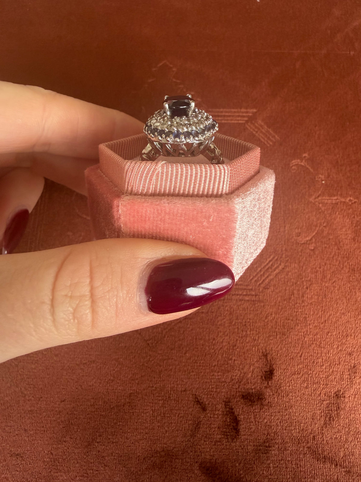 14ct White Gold Diamonds and Sapphire Cluster Ring