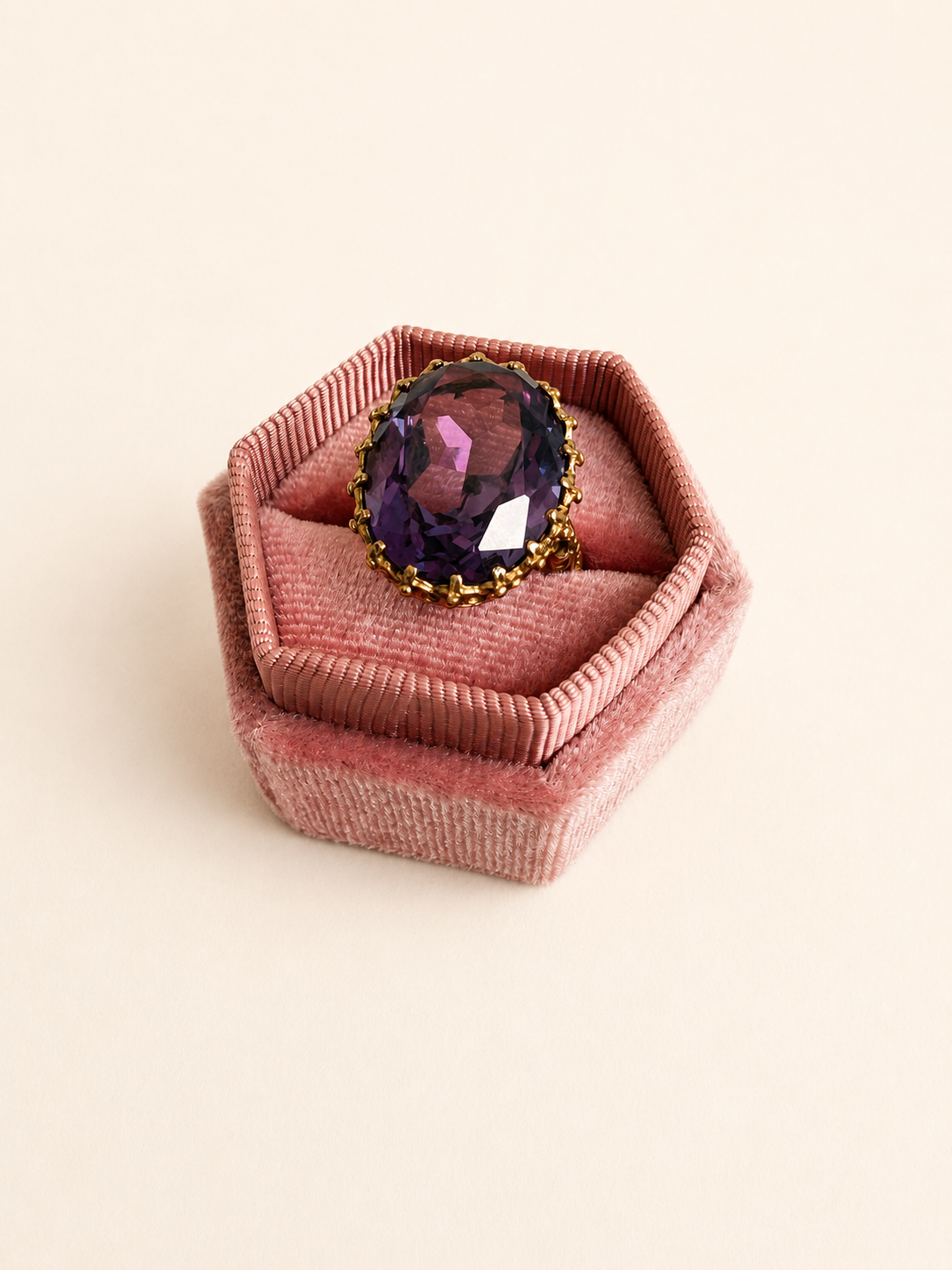 9ct Yellow Gold Amethyst Cocktail Ring