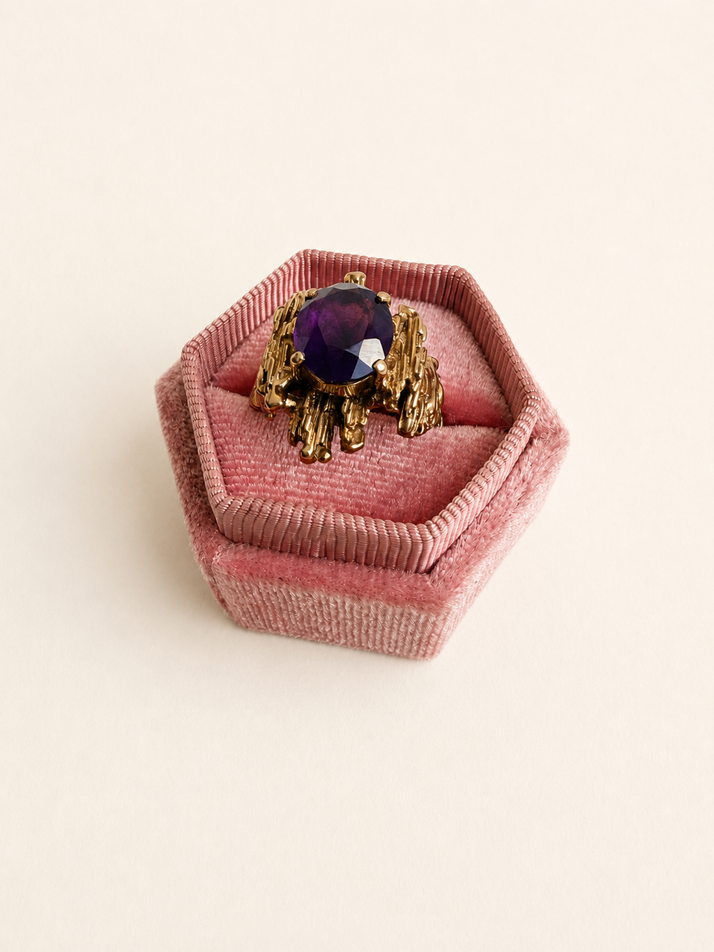 9ct Yellow Gold Amethyst Cocktail Ring