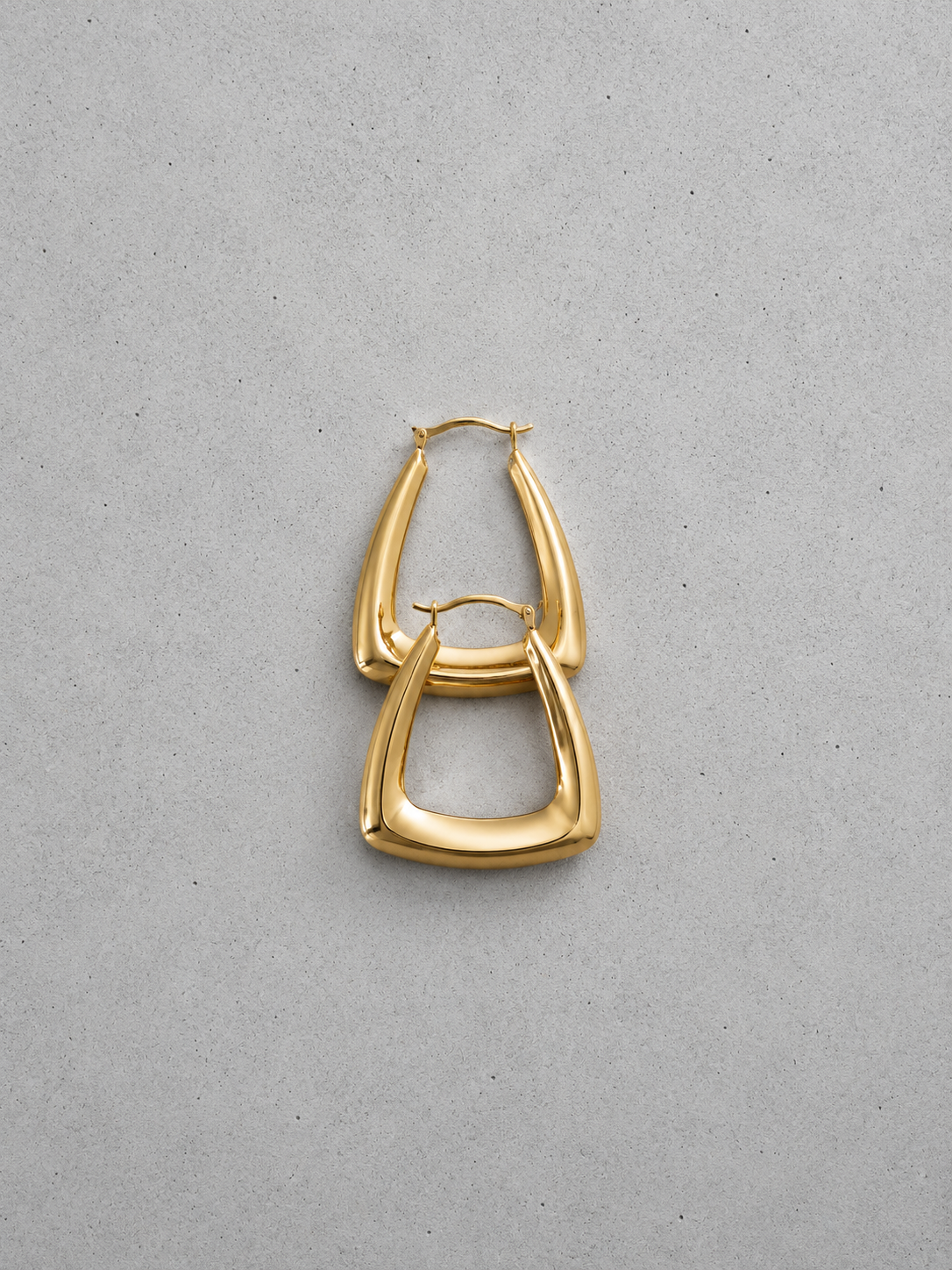 9ct gold hoop earrings – 375 Vintage