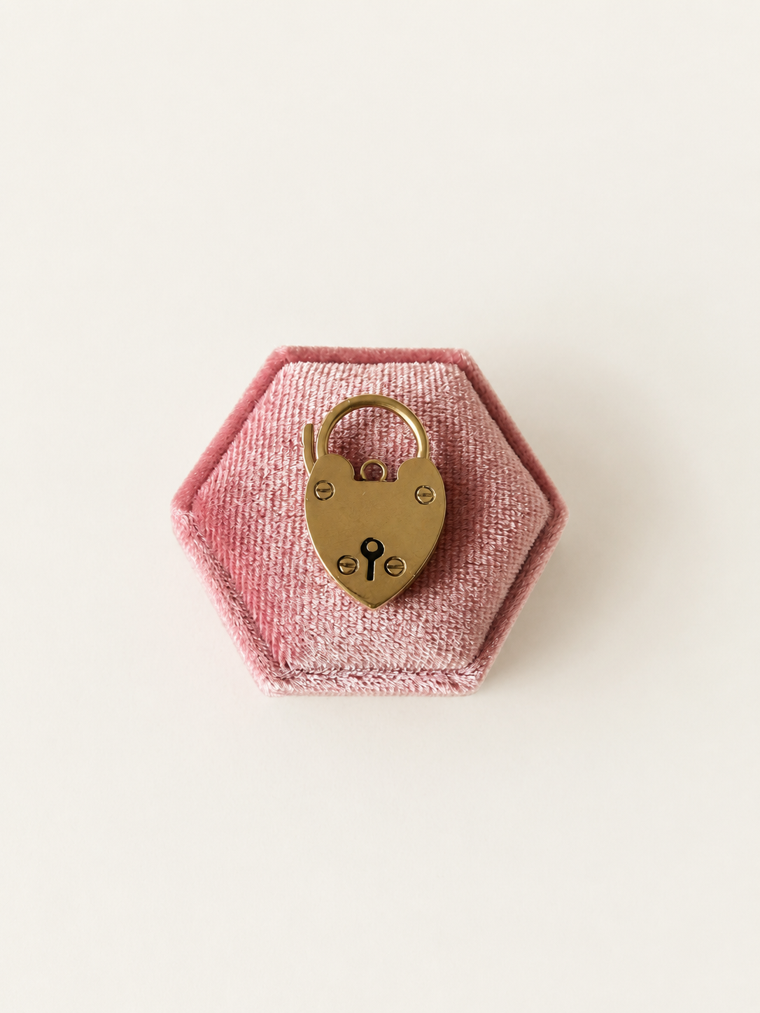 9ct Yellow Gold Large Heart Lock Pendant