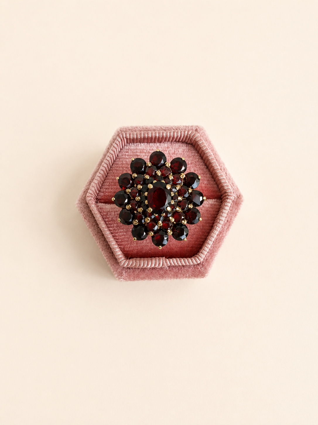 9ct Yellow Gold Garnet Cluster Ring