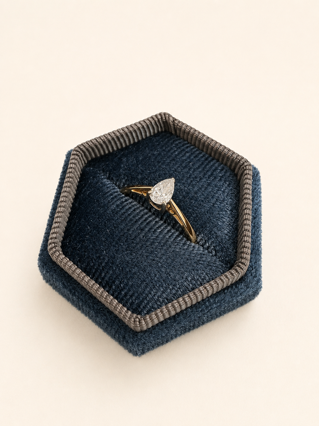 18ct Yellow Gold Pear Cut Diamond Ring