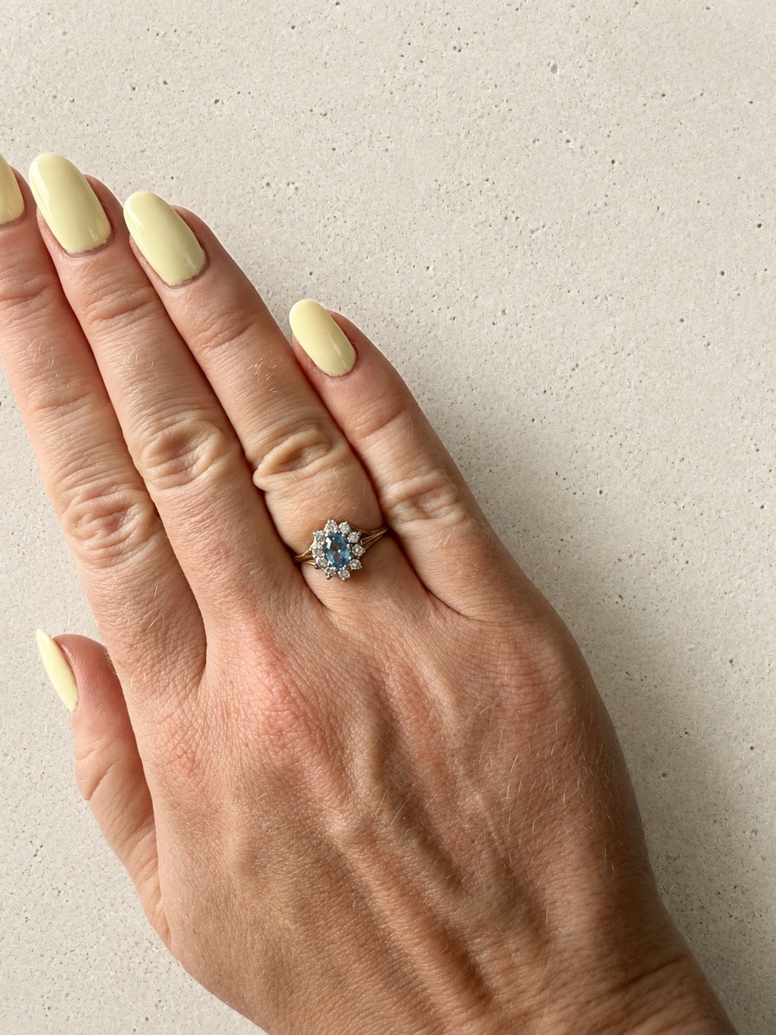 9ct Yellow Gold Aquamarine Cluster Ring