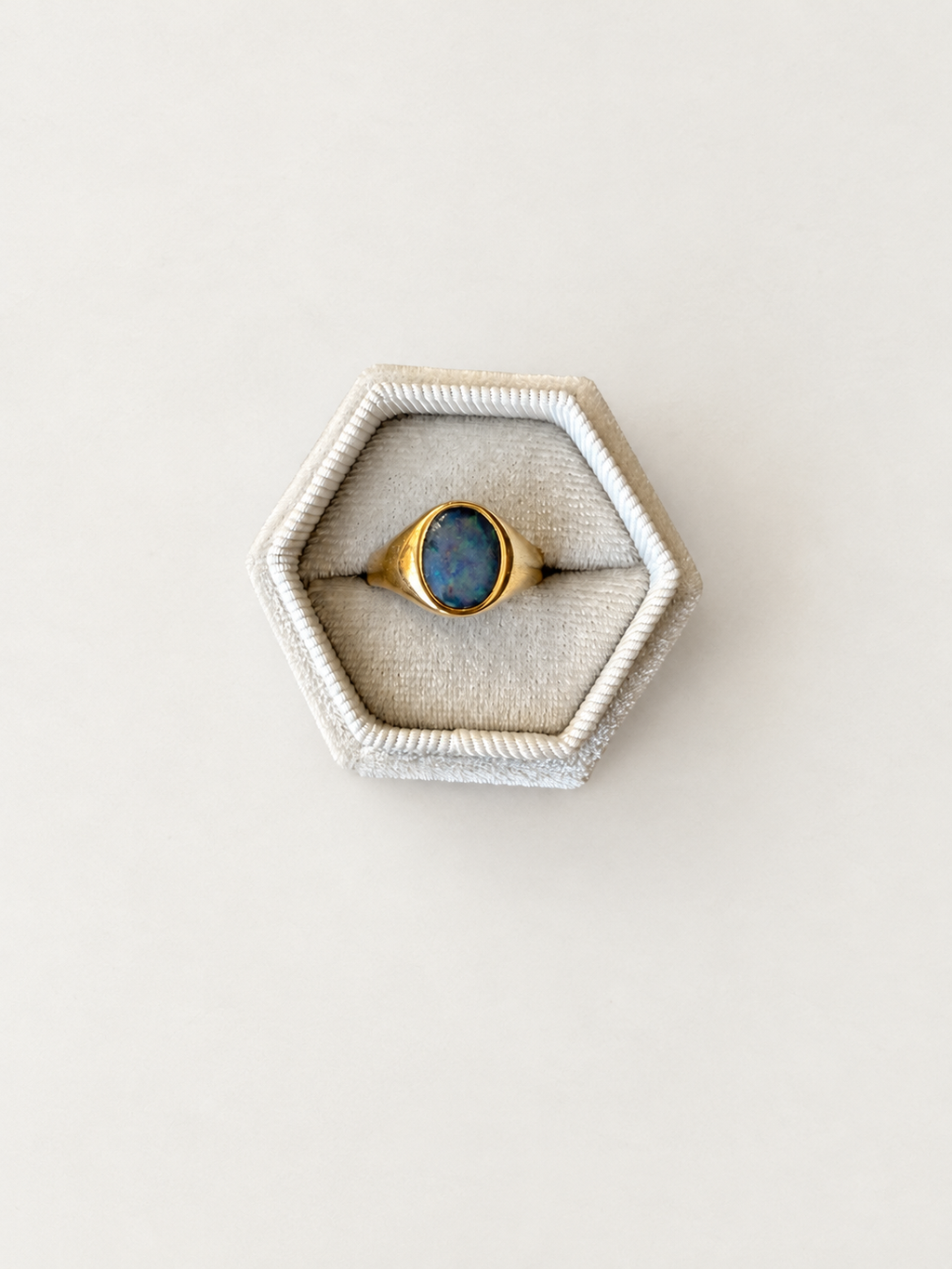 18ct Yellow Gold Opal Signet Ring