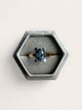 Vintage 14ct gold oval cut aquamarine four-claw ring size L – 375 Vintage