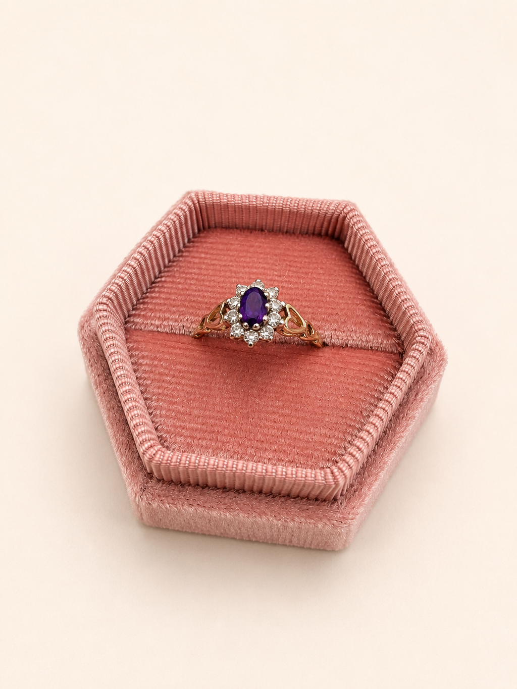 9ct Yellow Gold Amethyst Ring