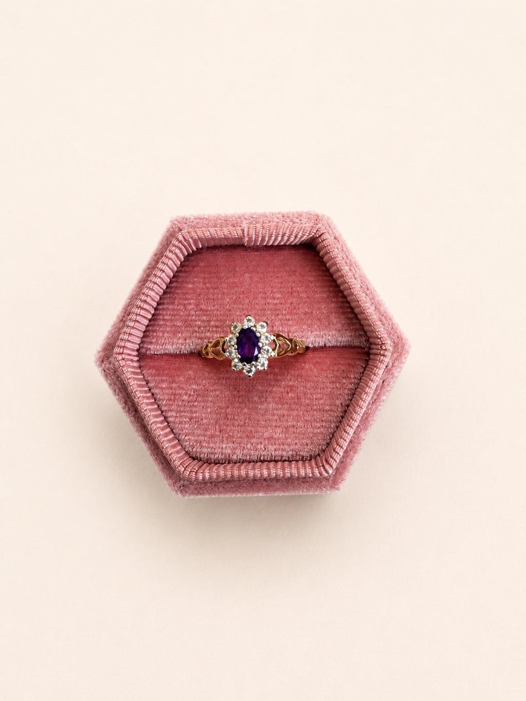 9ct Yellow Gold Amethyst Ring
