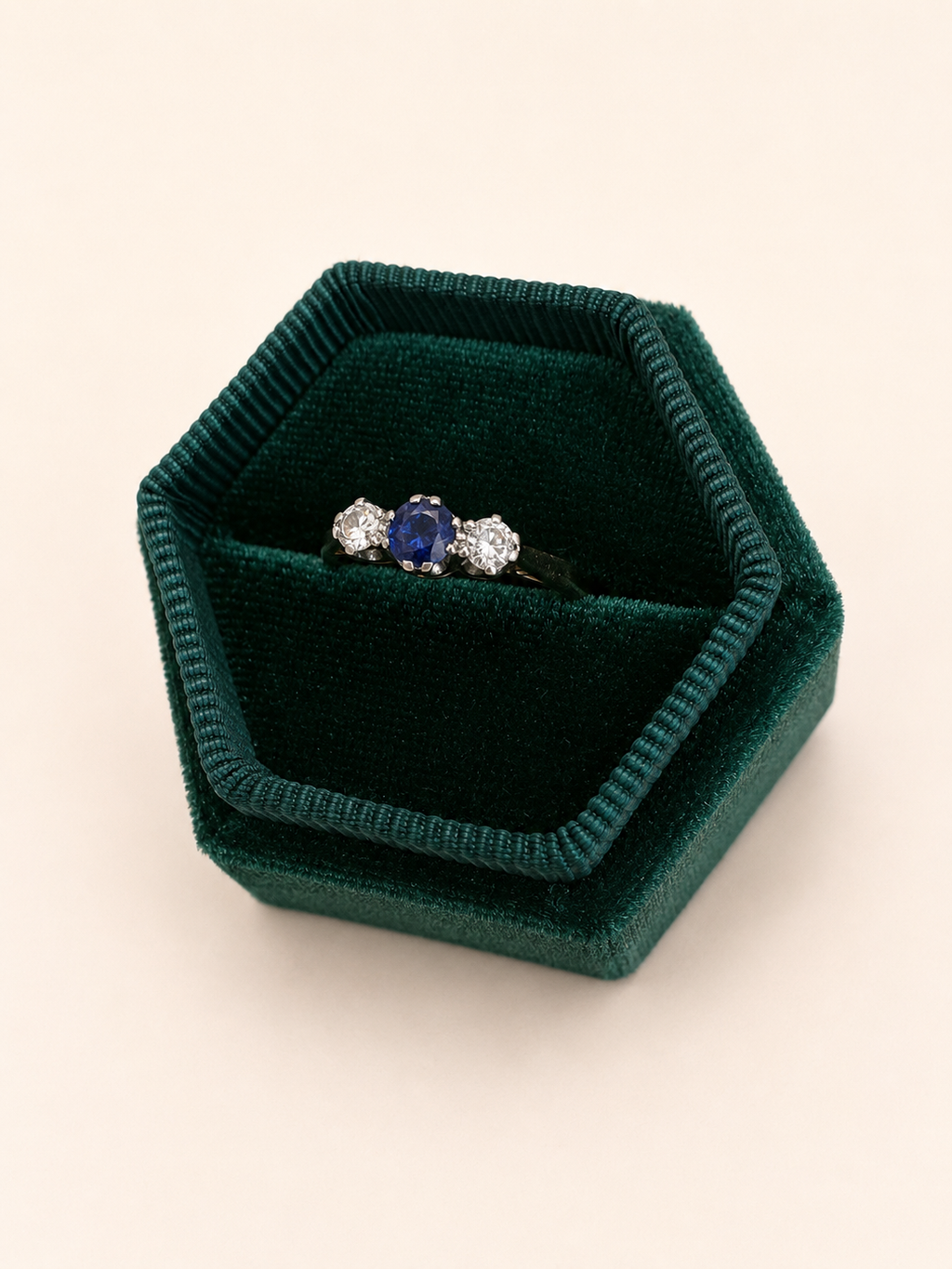 18ct Yellow Gold Diamond and Sapphire Ring