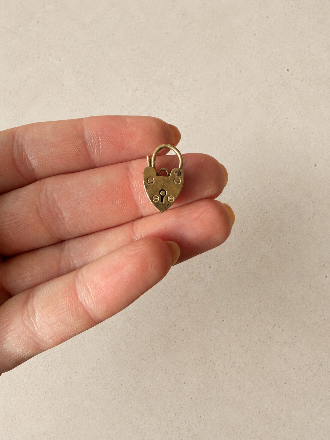 9ct Heart Lock Pendant