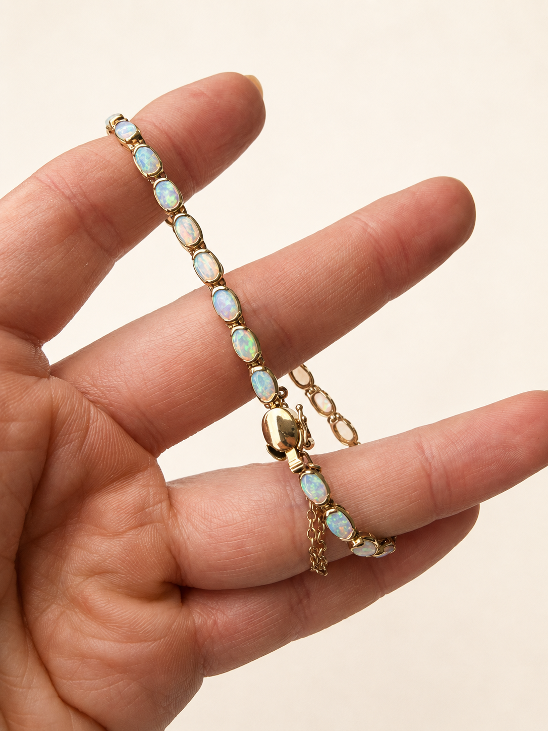 9ct Opal Bracelet