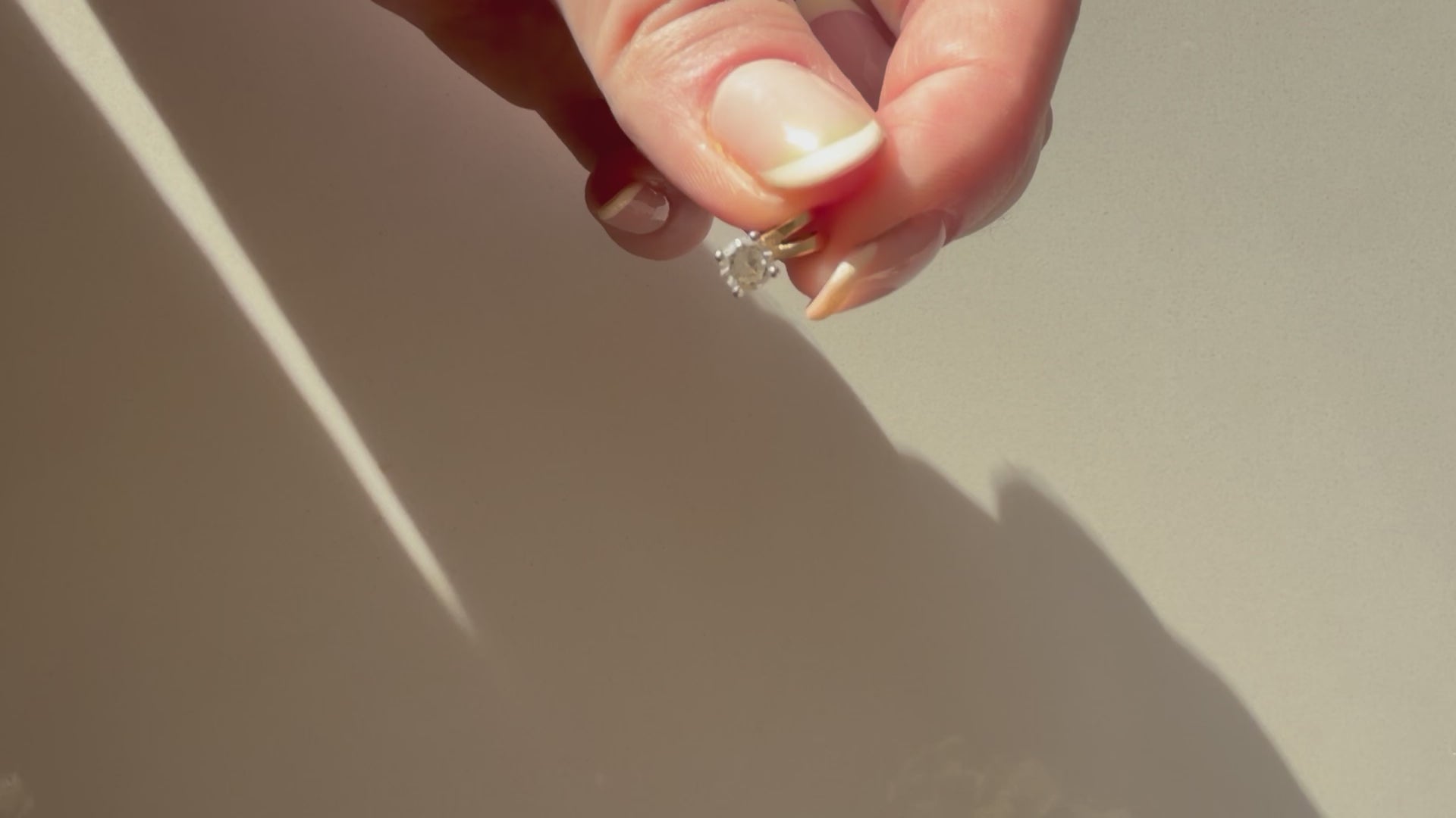 18ct Diamond Pendant