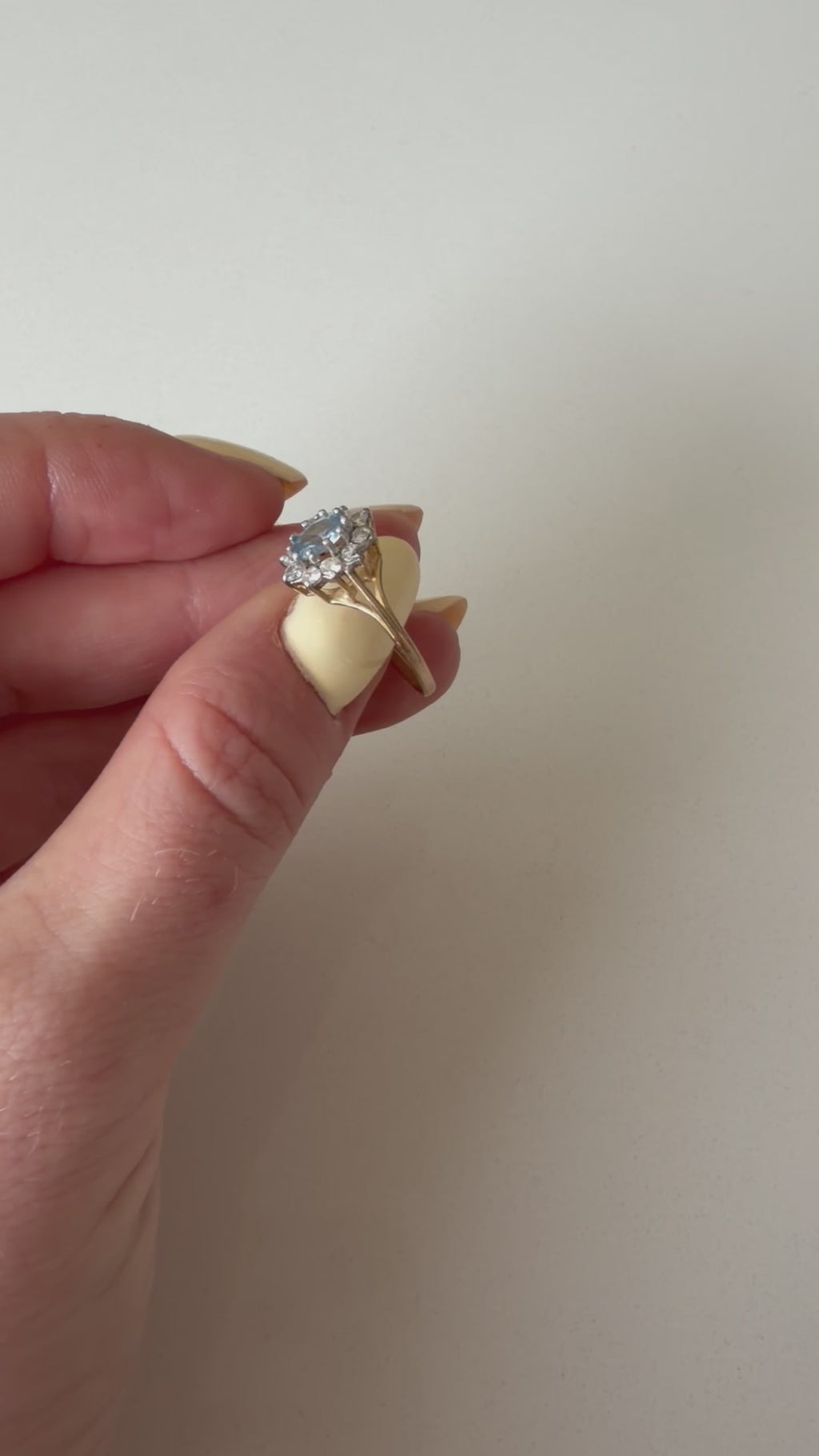 9ct Yellow Gold Aquamarine Cluster Ring