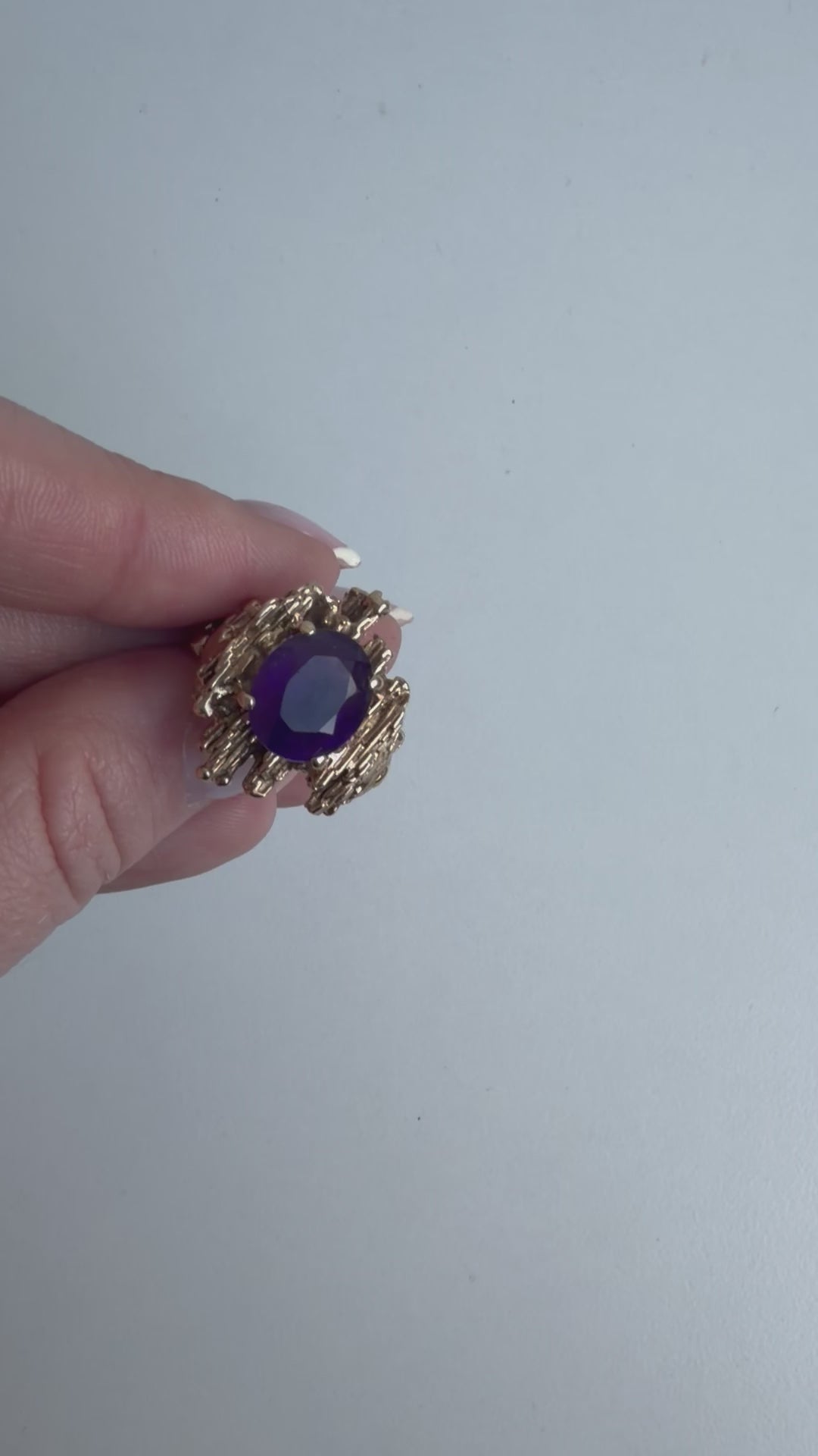9ct Yellow Gold Amethyst Cocktail Ring