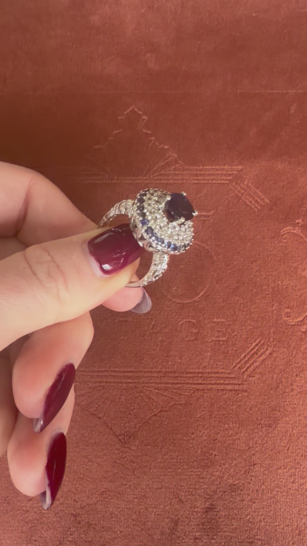 14ct White Gold Diamonds and Sapphire Cluster Ring