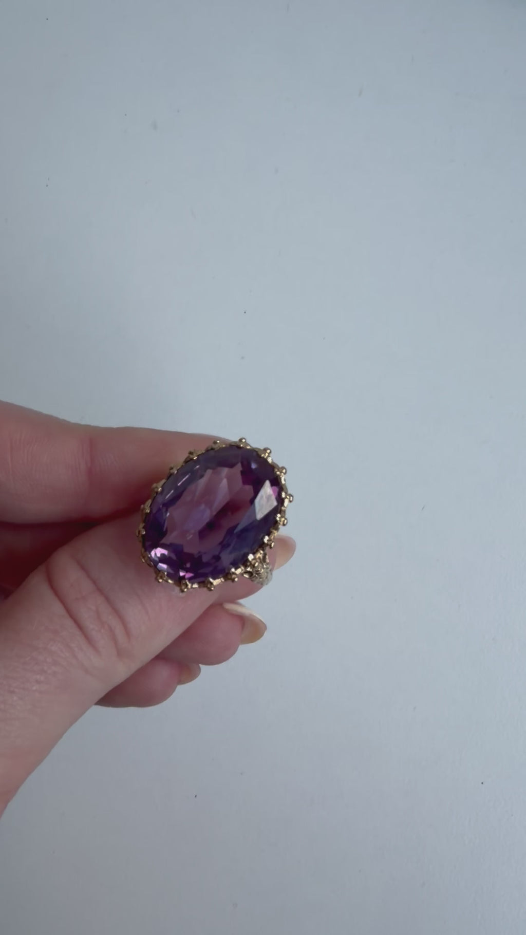 9ct Yellow Gold Amethyst Cocktail Ring