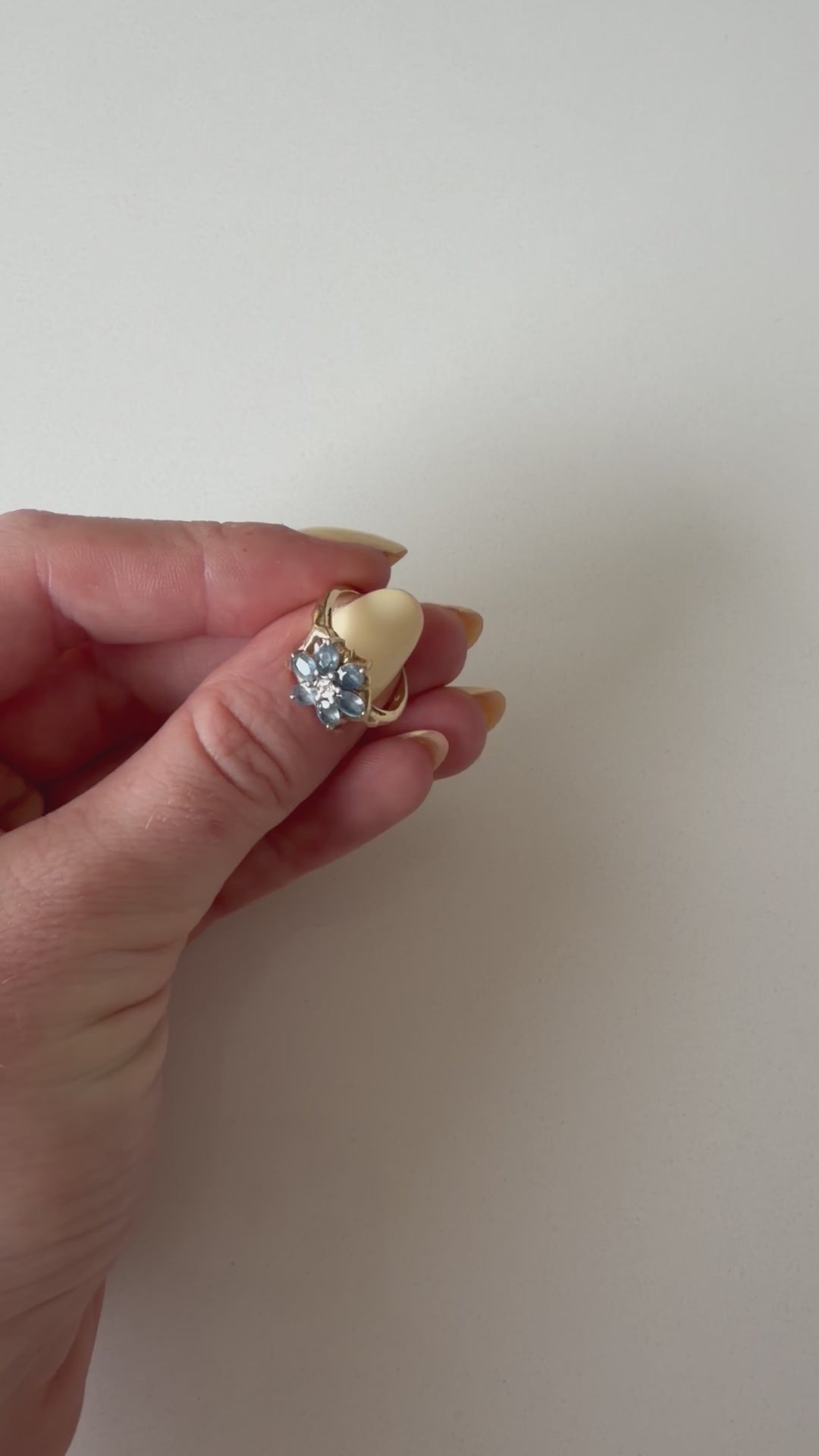 9ct Yellow Gold Topaz and Diamond Flower Ring