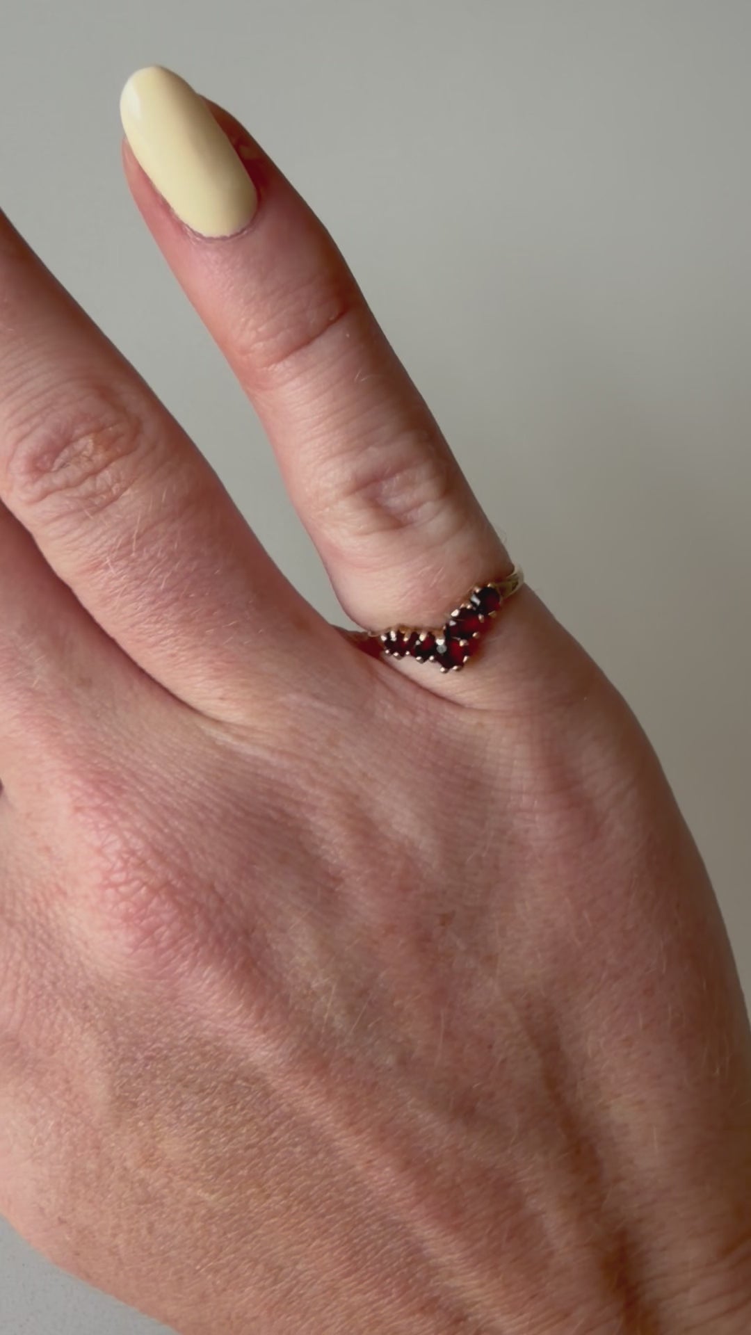 9ct Yellow Gold Garnet Wishbone Ring